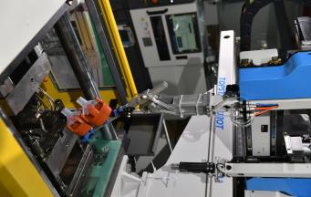 塑膠模具為什么需要做運(yùn)水？